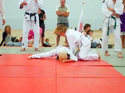 judo aan zee